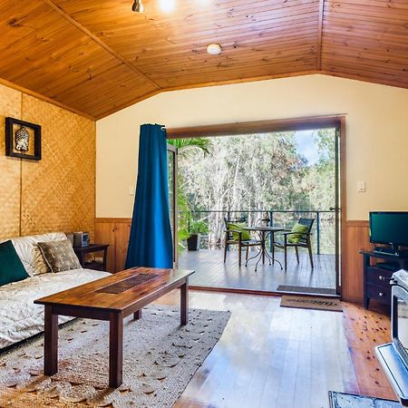 Villa Getaways At Byfield Esterno foto