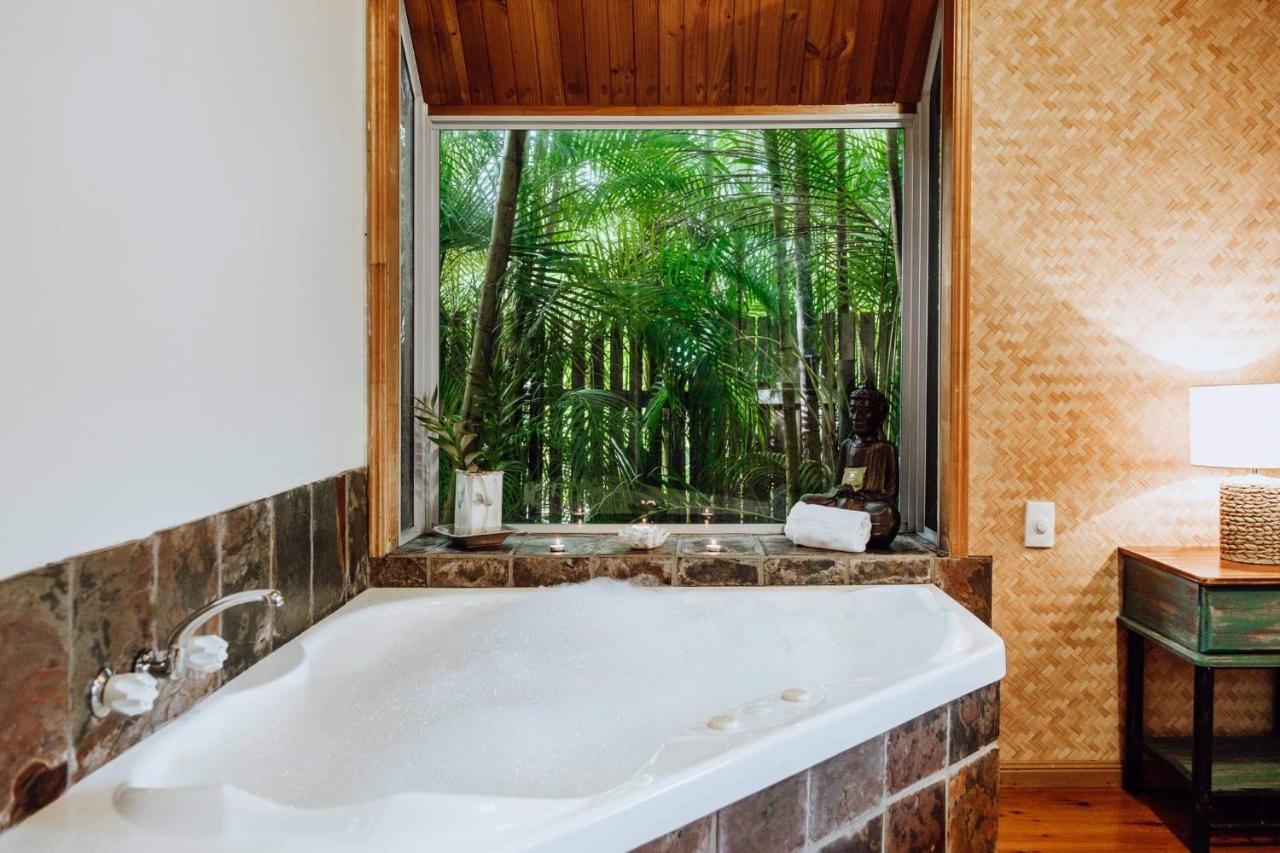 Villa Getaways At Byfield Esterno foto
