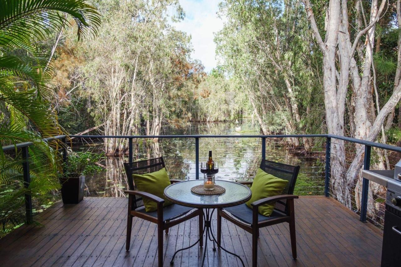 Villa Getaways At Byfield Esterno foto