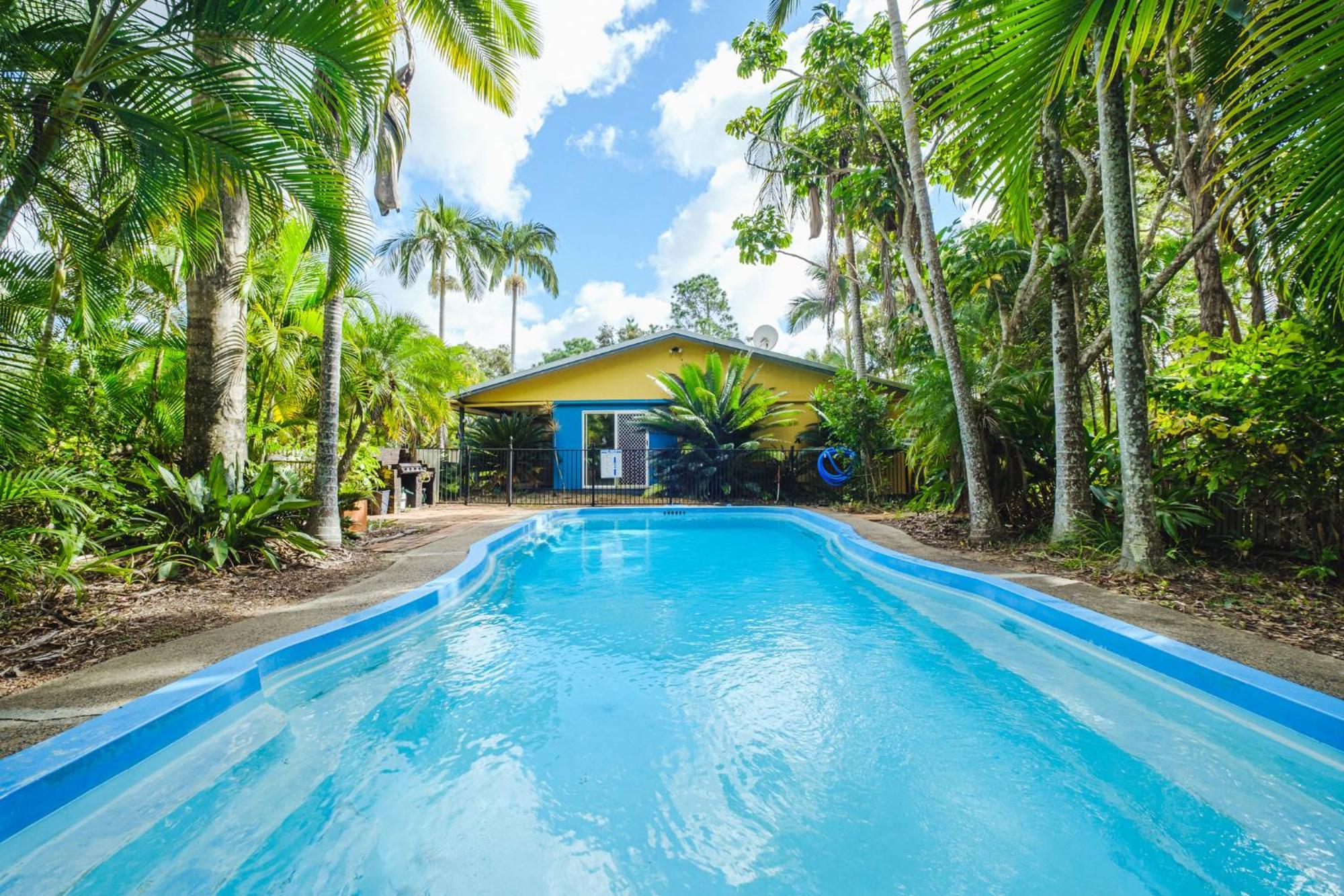 Villa Getaways At Byfield Esterno foto